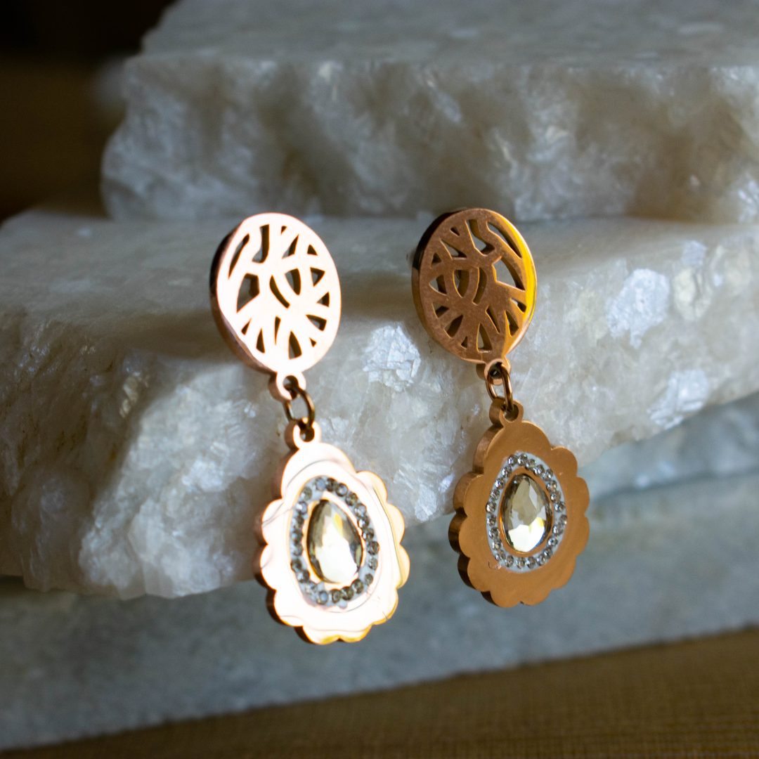 Kiasha Minimalist Rose Gold Earrings: Timeless Daily Charm - Kiasha 