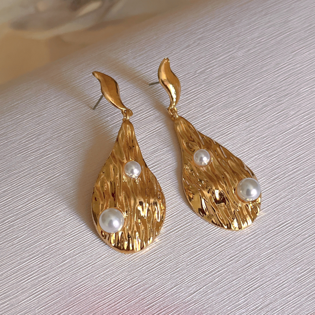 Kiasha  Anti-Tarnish Long Celebrity Inspired Earrings with Pearls