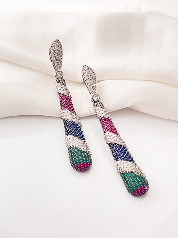 Glamourous Diva Drop Earring