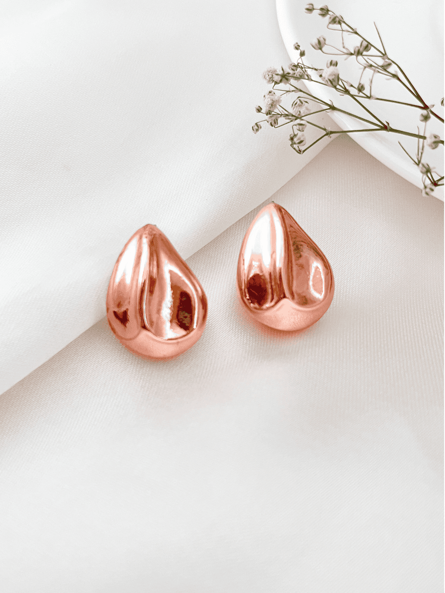 Kiasha Anti-Tarnish Stud Earrings for Daily Sophistication