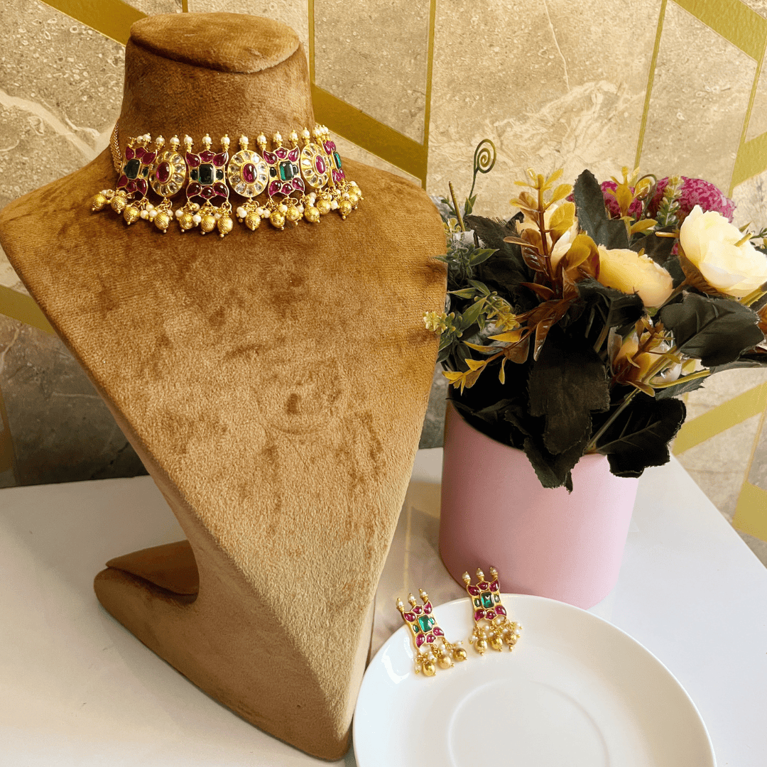 Handmade Temple Choker Necklace with Kemp Stones and Intricate Designs - Kiasha 