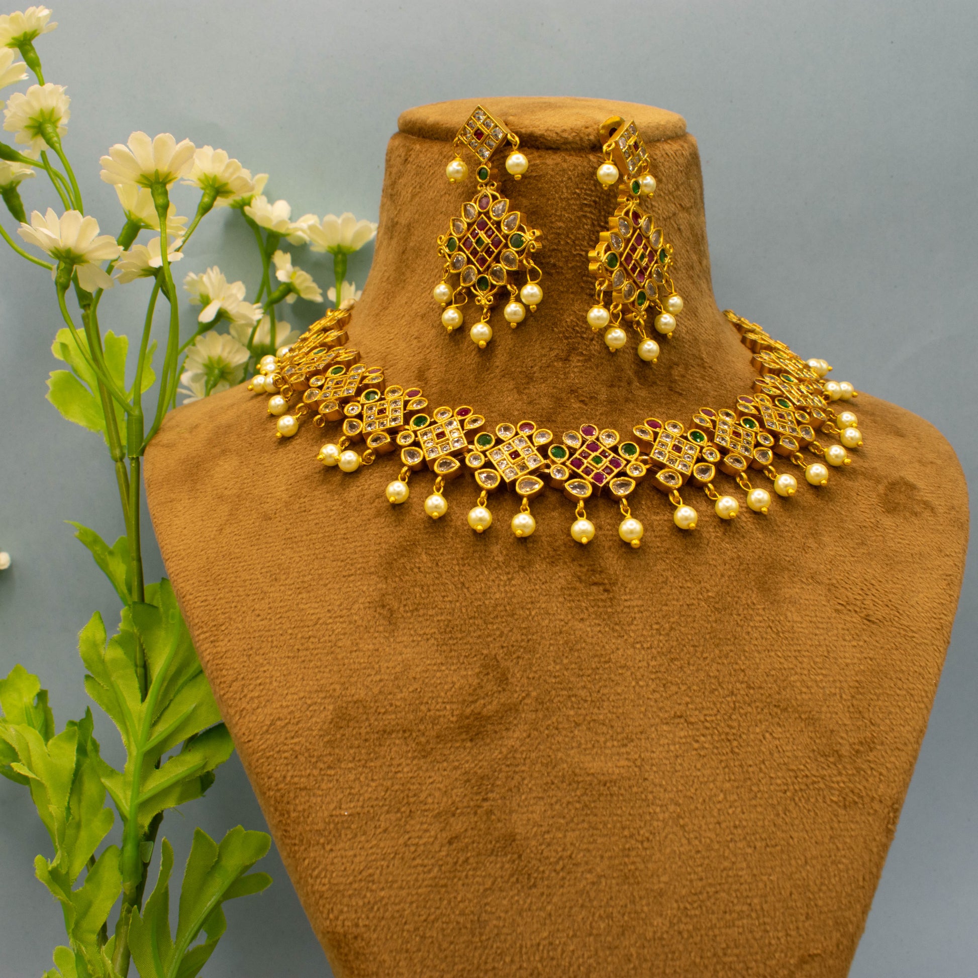 Tayani Kundan Studded 22k gold Plated Necklace For Women - Kiasha 